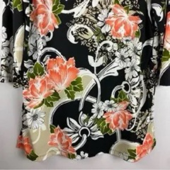 Tradition Floral Multicoloured 3/4 Sleeve Medium Top with Embellishment - Picture 6 of 13